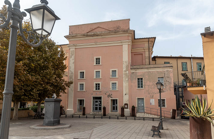 Portoferraio Centro storico: Piazza Antonio Gramsci - Teatro dei Vigilanti