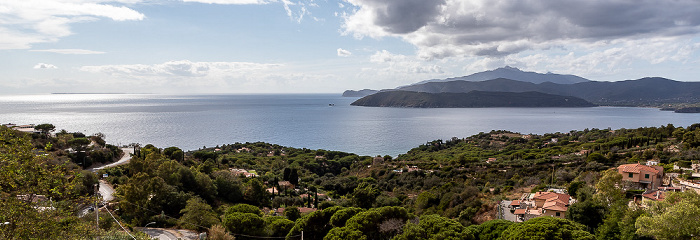 Blick auf den Golfo Stella, das Tyrrhenische Meer und den Monte Capanne Capoliveri
