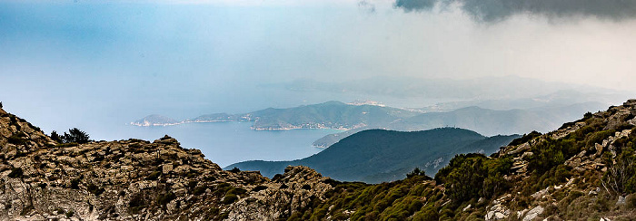 Blick auf das Tyrrhenische Meer Monte Capanne