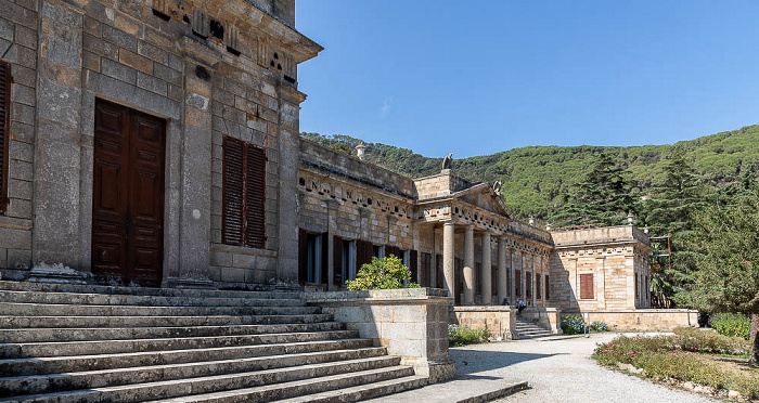 Park der Villa di San Martino: La Galleria Demidoff San Martino