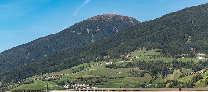 Tirol Wipptal, Patscherkofel (Tuxer Alpen) mit dem Sender Patscherkofel