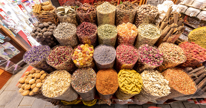 Deira: Herbs Souq Dubai