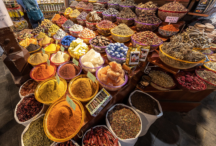 Deira: Herbs Souq Dubai