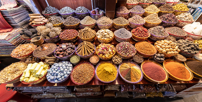 Deira: Herbs Souq Dubai