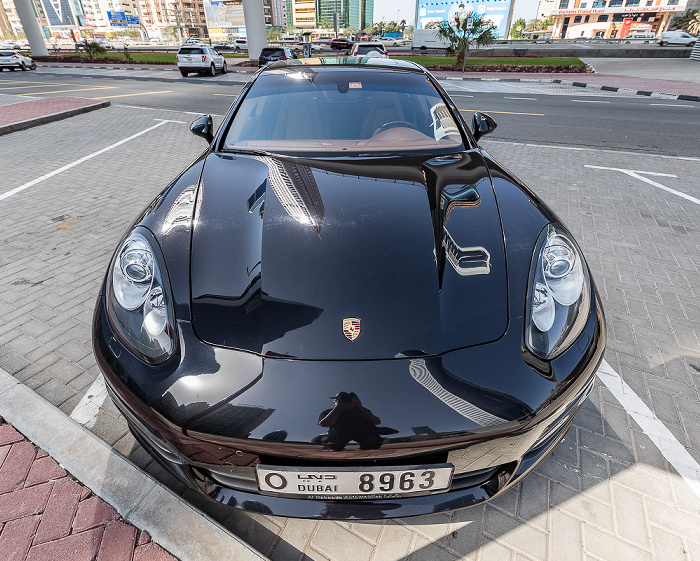 Dubai International Financial Centre: Porsche