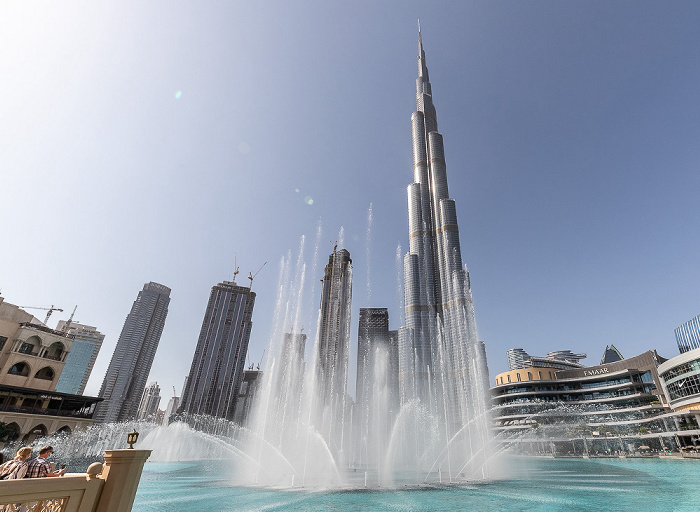 Downtown Dubai: Burj Khalifa Lake mit The Dubai Fountain, Burj Khalifa
