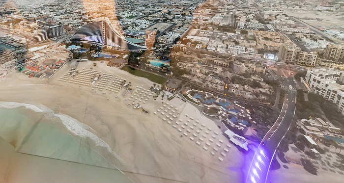 Dubai Burj Al Arab: Blick aus der Royal Suite - Jumeirah Beach (Sunset Beach), Jumeirah Beach Hotel und Persischer Golf