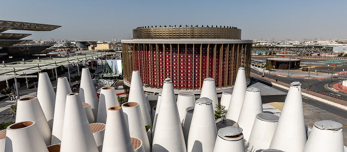 EXPO 2020 Dubai: Blick von der Dachterrasse des Schweizer Pavillons Chinesischer Pavillon EXPO 2020 Österreichischer Pavillon EXPO 2020 Schweizer Pavillon EXPO 2020