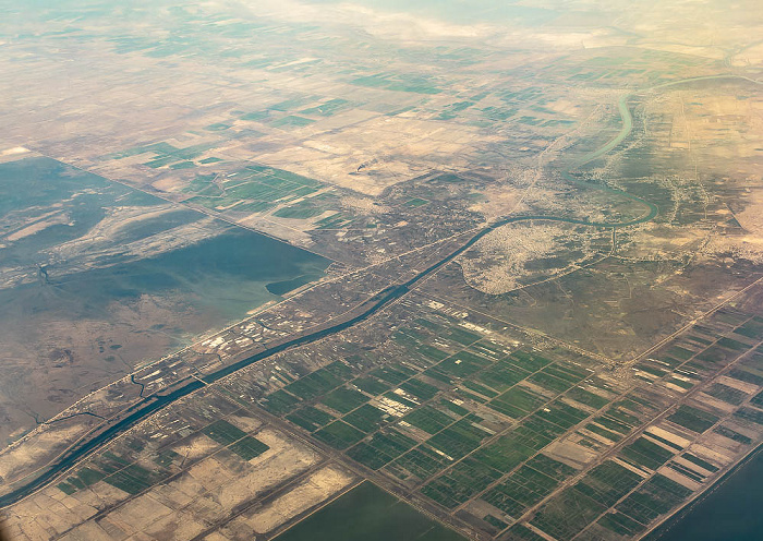 Basra Governorate - Al-Midaina, Euphrat 2022-02-02 Flug UAE49 Dubai (DXB/OMDB) - München Franz Josef Strauß (MUC/EDDM) Luftbild aerial photo