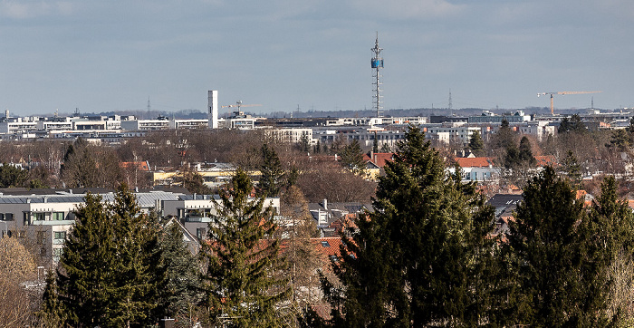 Blick vom Ostparkhügel: Trudering und Riem München