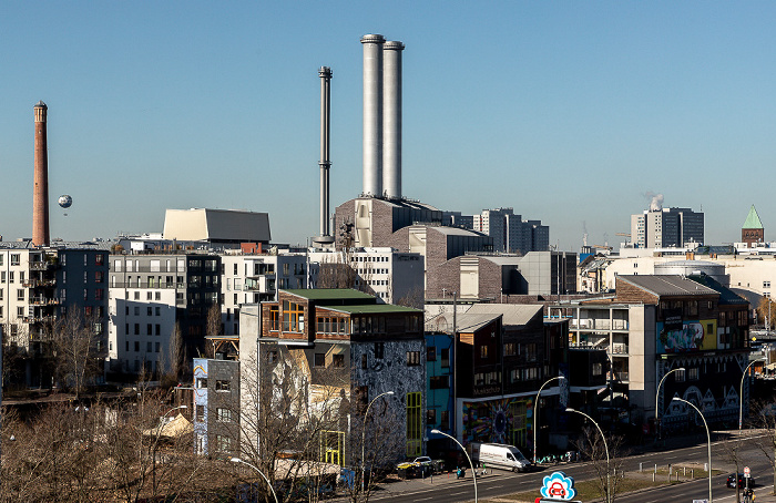 Blick aus dem Moxy Berlin Ostbahnhof: Heizkraftwerk Berlin-Mitte Berlin
