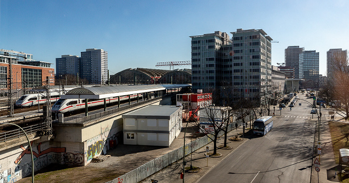 Blick aus dem Moxy Berlin Ostbahnhof: Ostbahnhof und Stralauer Platz Berlin