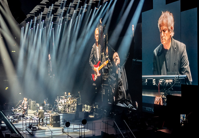 Mercedes-Benz Arena: Genesis Berlin