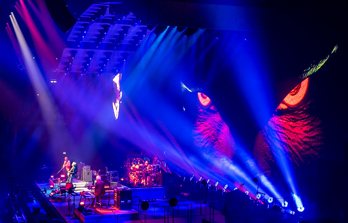 Mercedes-Benz Arena: Genesis Berlin