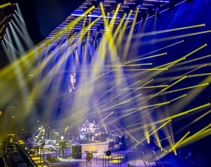 Mercedes-Benz Arena: Genesis Berlin