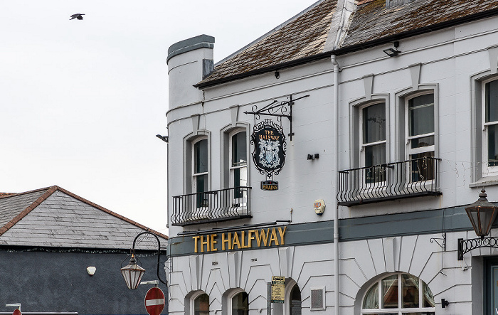 Cathedral Road: The Halfway Cardiff