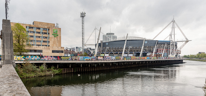 Holiday Inn Cardiff City, Millennium Stadium (Principality Stadium), River Taff Cardiff