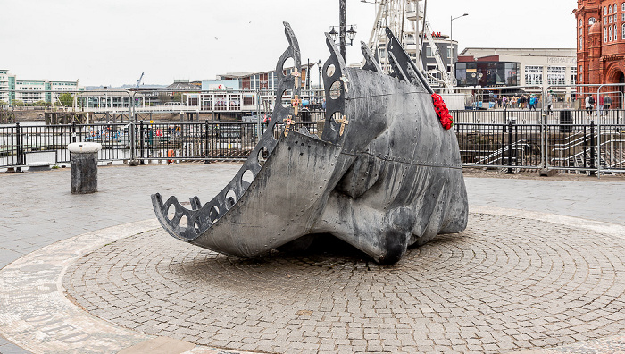 Cardiff Bay: Merchant Seafarers War Memorial Cardiff