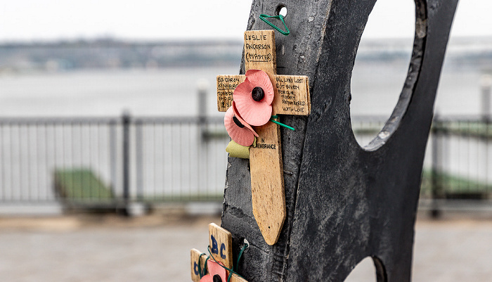 Cardiff Bay: Merchant Seafarers War Memorial