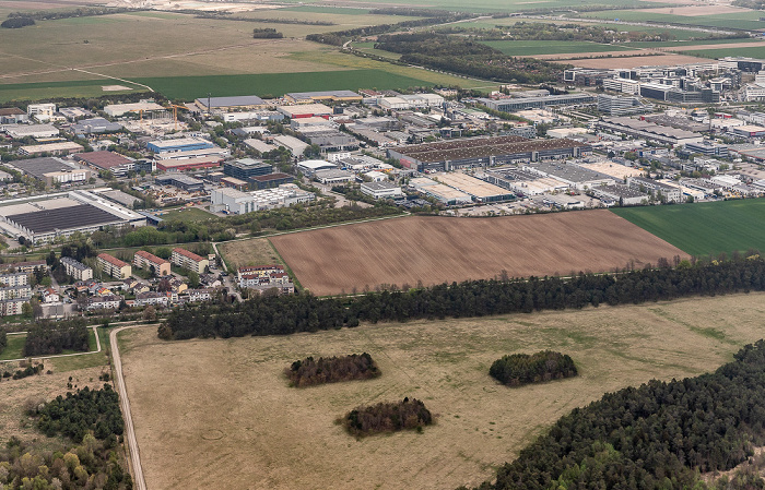 Garching bei München Luftbild aus Zeppelin: Hochbrück Fröttmaninger Heide Schleißheimer Kanal