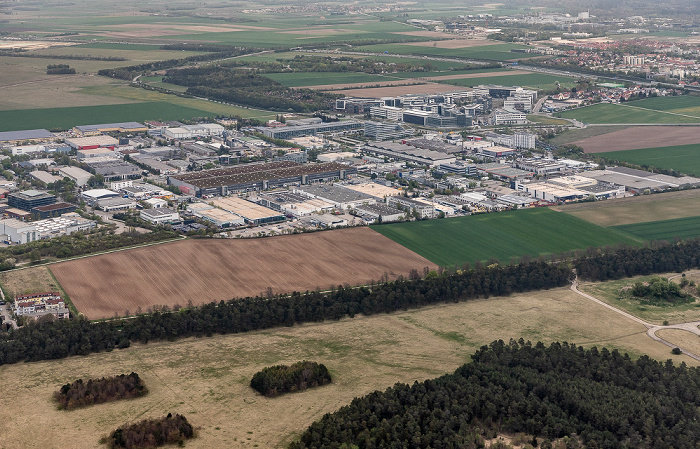 Garching bei München Luftbild aus Zeppelin: Hochbrück Bundesautobahn A 9 Fröttmaninger Heide Schleißheimer Kanal