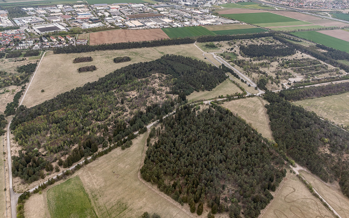 Luftbild aus Zeppelin: Fröttmaninger Heide, Hochbrück (oben) Garching bei München