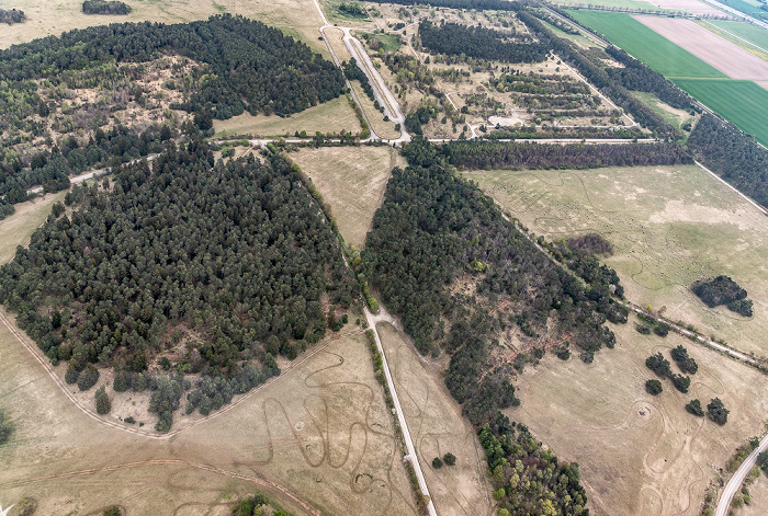 Luftbild aus Zeppelin: Fröttmaninger Heide Garching bei München