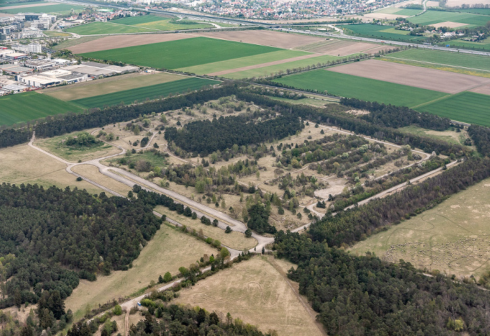 Luftbild aus Zeppelin: Fröttmaninger Heide Garching bei München