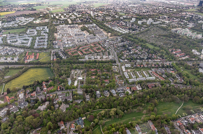 Luftbild aus Zeppelin: Bogenhausen - Herzogpark (unten), Oberföhring, Johanneskirchen (oben), Englschalking (rechts oben) München