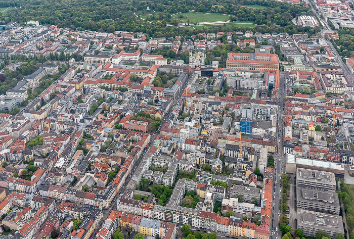 Luftbild aus Zeppelin: Maxvorstadt (unten), Altstadt-Lehel München