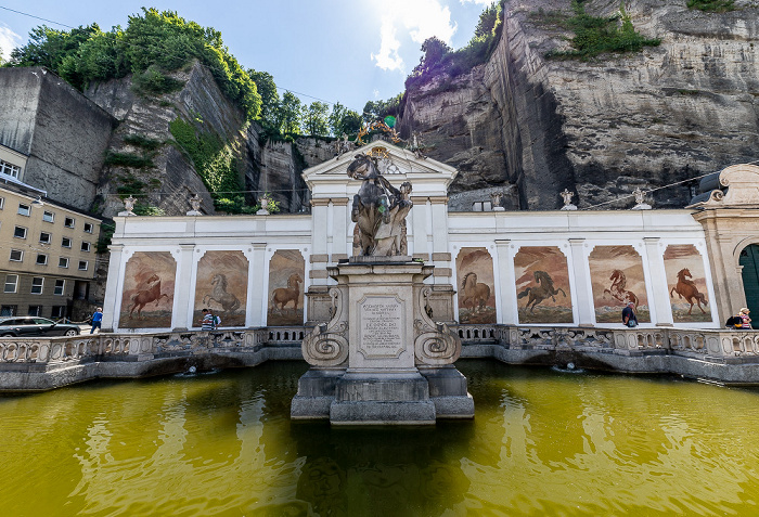 Salzburg Altstadt: Springbrunnen Pferdeschwemme