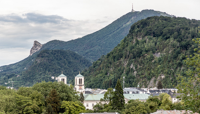 Salzburg Blick vom Mönchsberg: Gaisberg mit Sender Gaisberg Andräkirche
