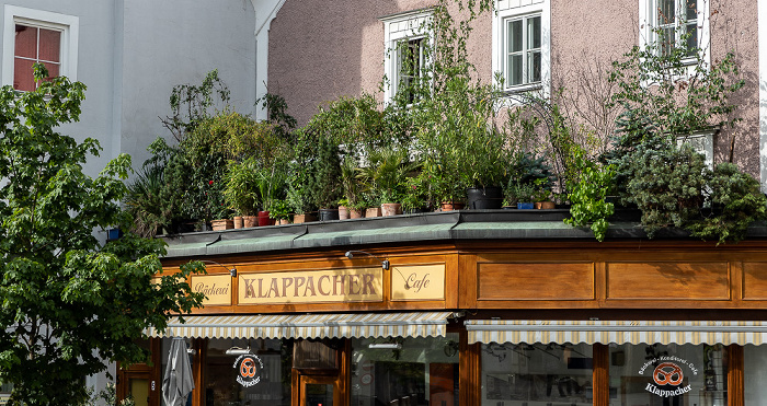 Hallein Altstadt: Justin-Robert-Platz - Bäckerei Klappacher