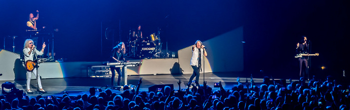 Olympiahalle: Foreigner (+ Saga, The New Roses) München