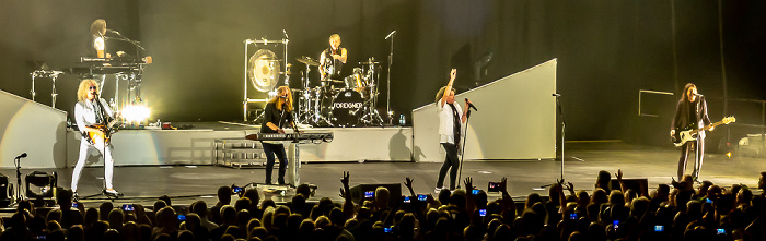 Olympiahalle: Foreigner (+ Saga, The New Roses) München