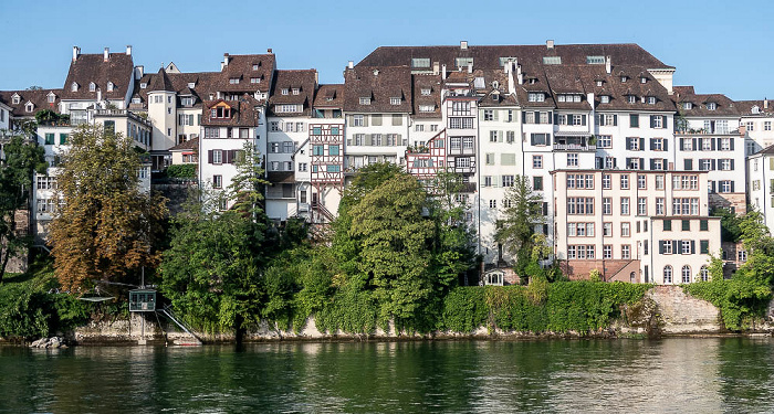 Basel Blick vom Oberen Rheinweg (Altstadt Kleinbasel): Rhein, Altstadt Grossbasel Oberer Rheinweg