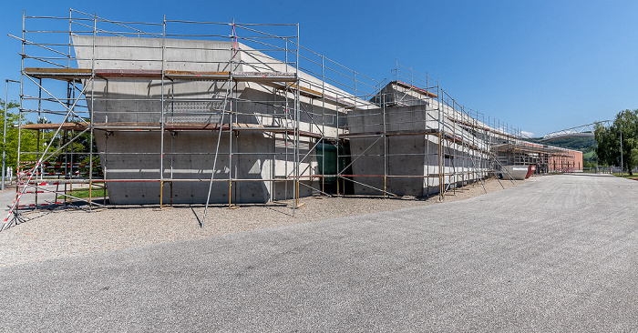 Weil am Rhein Vitra Campus: Fire Station (Zara Hadid)