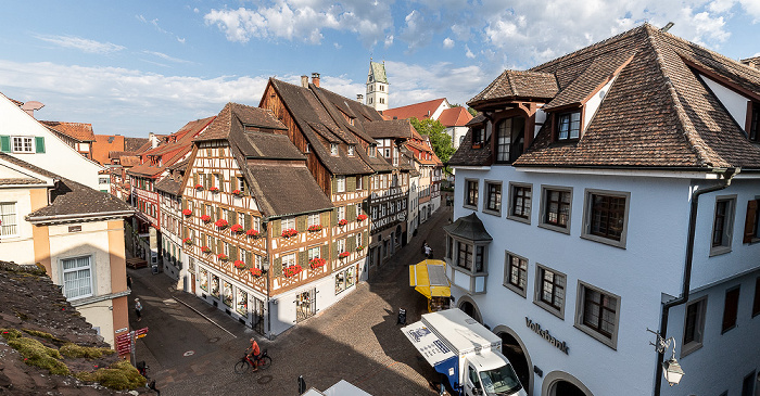 Meersburg Blick aus dem Hotel Löwen: Oberstadt mit dem Marktplatz Stadtpfarrkirche Mariä Heimsuchung
