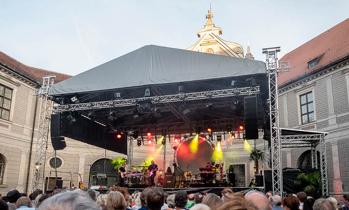 Brunnenhof Residenz: echoes München