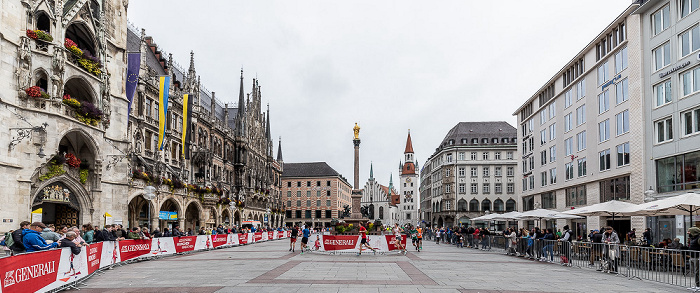 Marienplatz: Läufer des München-Marathons München