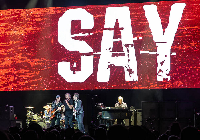 The O2 Arena: Deep Purple (+ Blue Öyster Cult) London