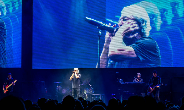 The O2 Arena: Deep Purple (+ Blue Öyster Cult) London Ian Gillan