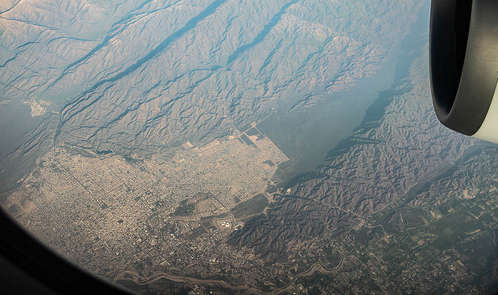 Argentinien San Fernando del Valle de Catamarca 2022-11-11 Flug IBE6833 Madrid-Barajas (MAD/LEMD) - Santiago de Chile (SCL/SCEL) Luftbild aerial photo
