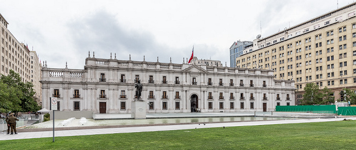 Santiago de Chile Plaza de la Ciudadanía: Palacio de La Moneda