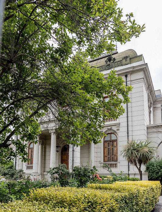 Dieciocho: Palacio Astoreca (Colegio de Contadores de Chile) Santiago de Chile