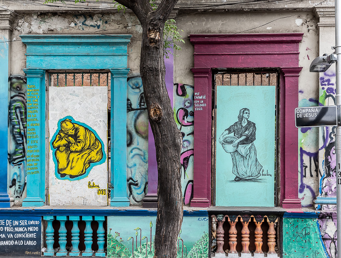 Compañía de Jesús: Street Art Santiago de Chile