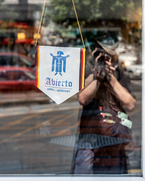 Las Condes: Avenida Vitacura - Restaurante Tante Marlene Santiago de Chile