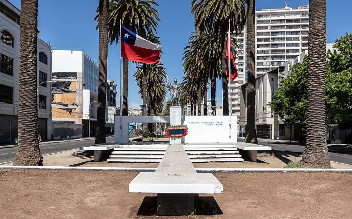 Parque Avenida Brasil: Monumento a los Mártires de Bomberos de Valparaíso