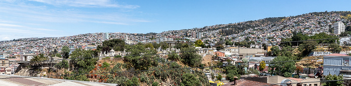 Blick vom Cerro Concepción: Cementerio N° 1 de Valparaíso