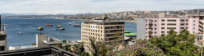 Blick vom Cerro Concepción: Puerto de Valparaíso, Pazifischer Ozean, Viña del Mar